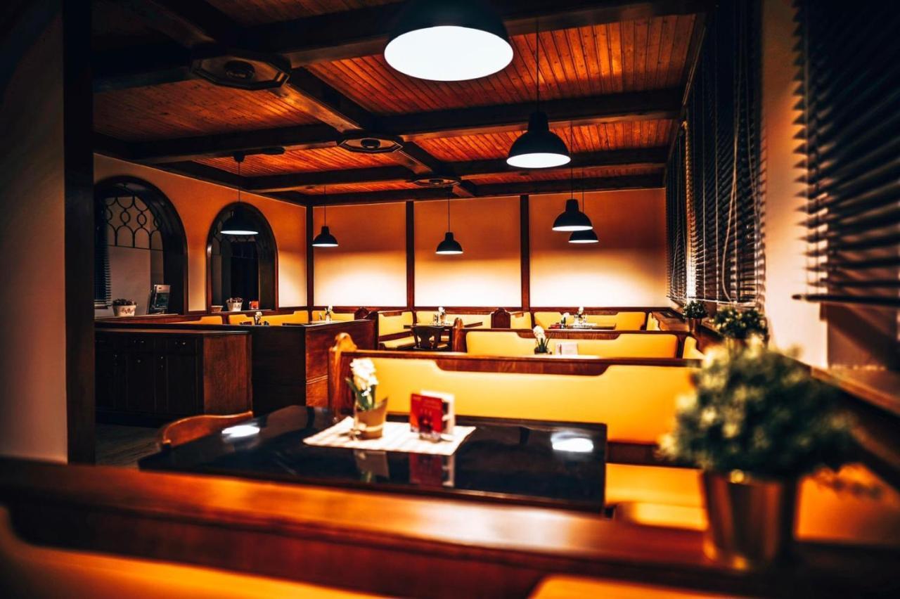 F Hotel 24H Check-In Horsching Luaran gambar