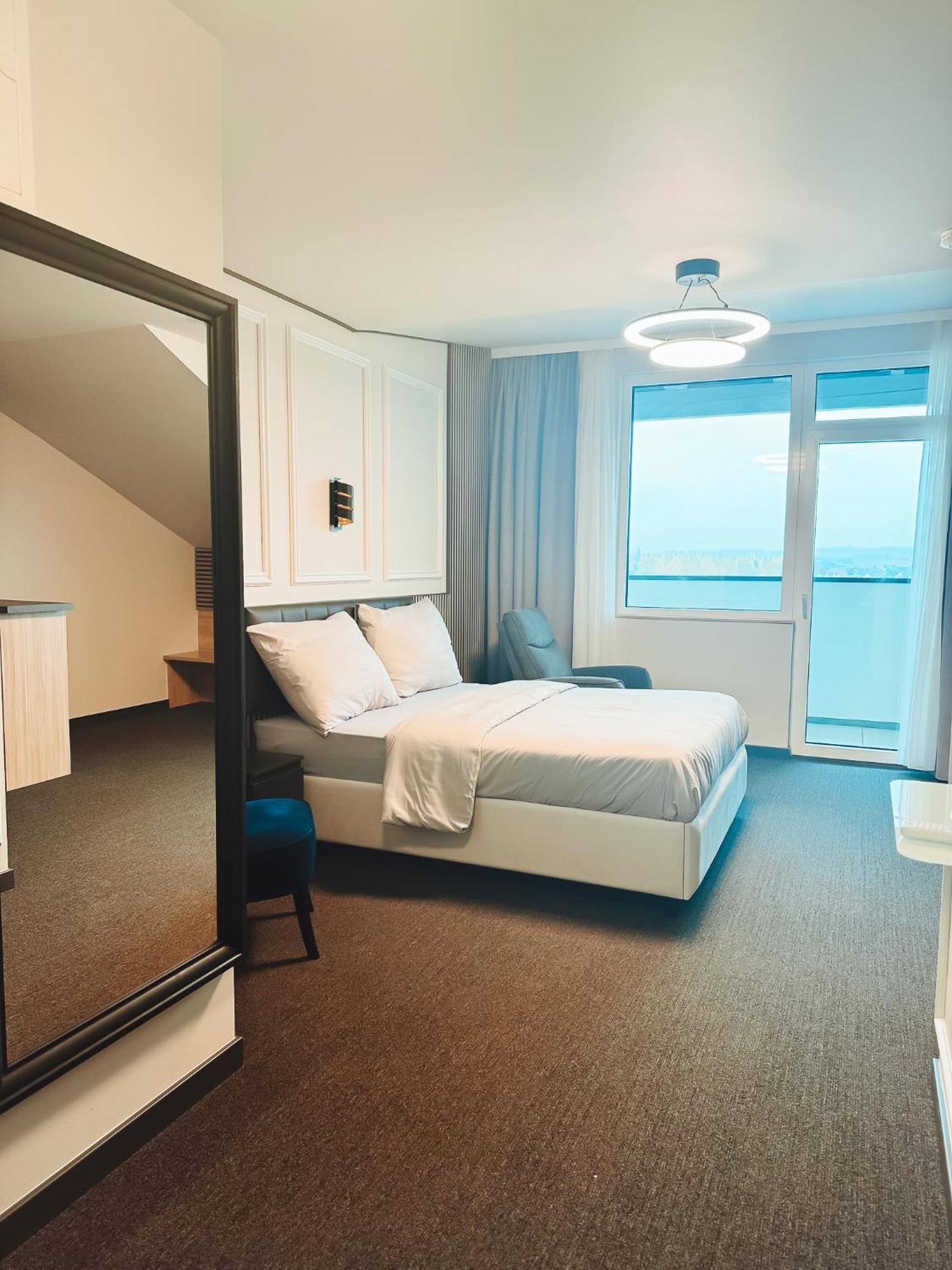 F Hotel 24H Check-In Horsching Luaran gambar