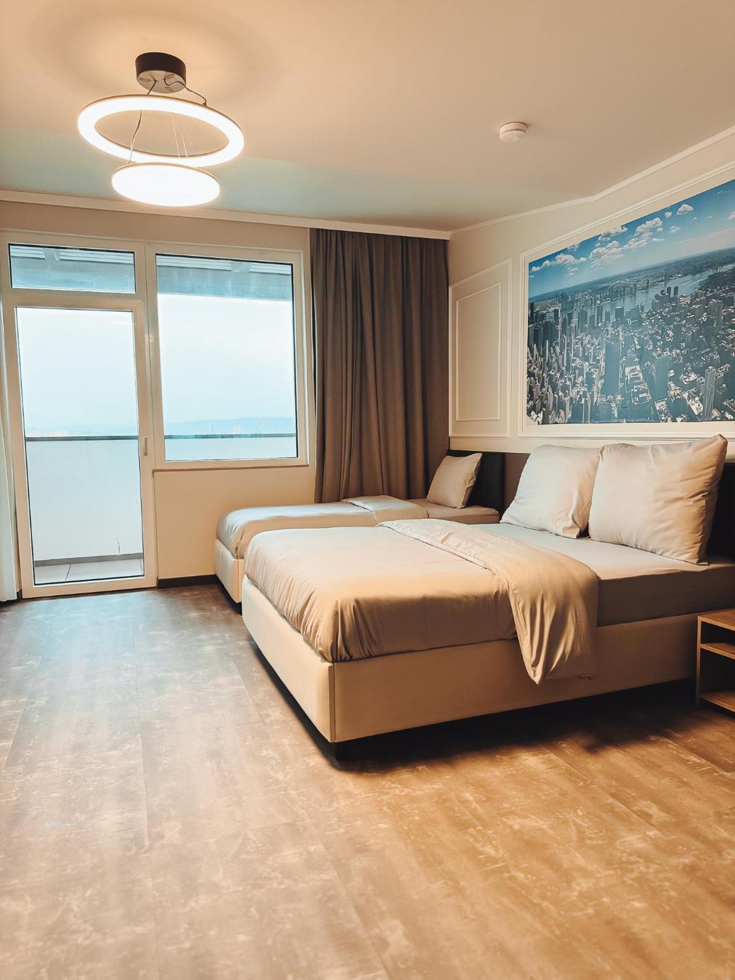 F Hotel 24H Check-In Horsching Luaran gambar