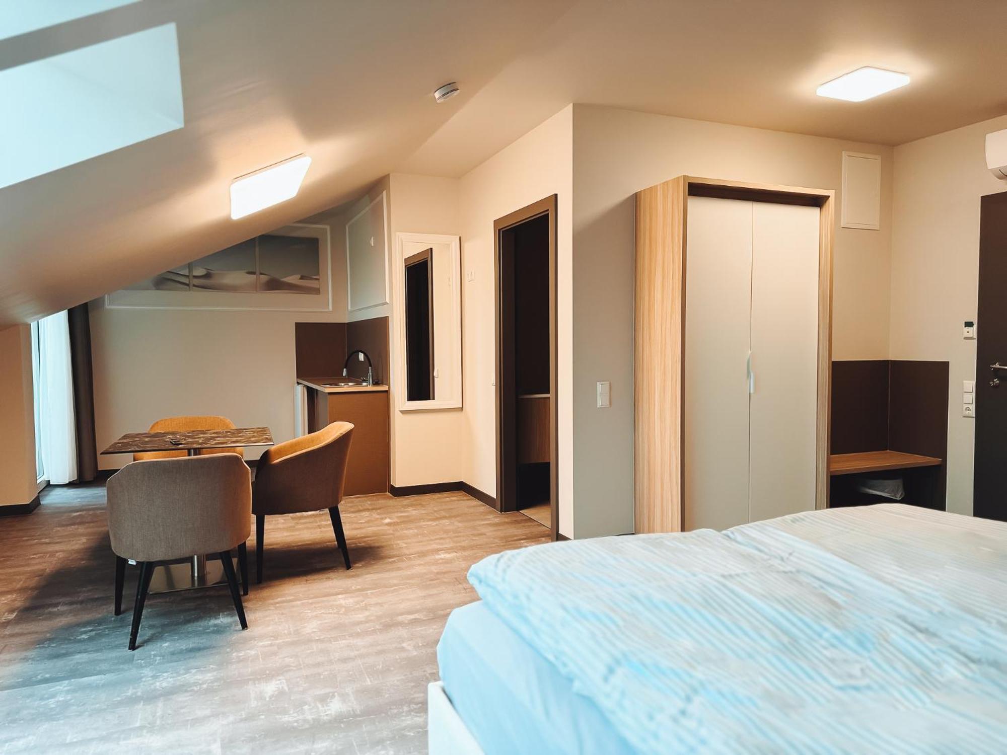 F Hotel 24H Check-In Horsching Luaran gambar